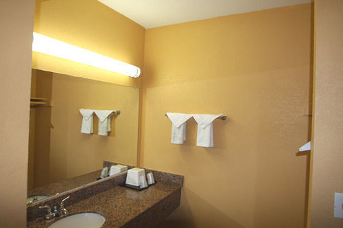 National City Motel Екстер'єр фото